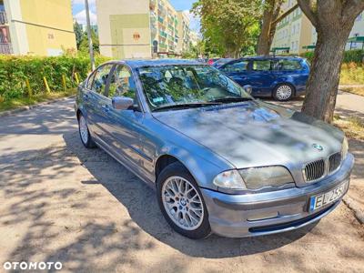 BMW Seria 3 323i