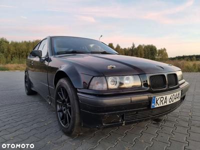 BMW Seria 3 323i