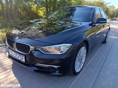 BMW Seria 3 325d Luxury Line