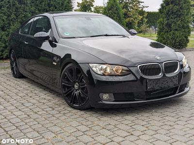 BMW Seria 3 325i Coupe Edition Exclusive