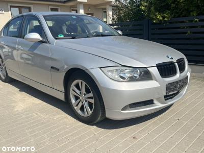 BMW Seria 3 325i