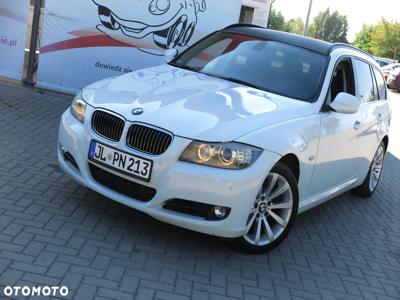 BMW Seria 3 330d DPF Touring Edition Sport