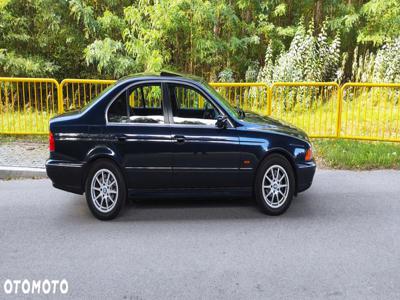 BMW Seria 5 523i