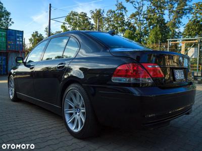 BMW Seria 7 750i L