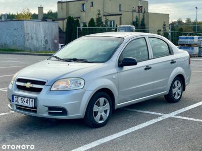 Chevrolet Aveo 1.2 16V Base