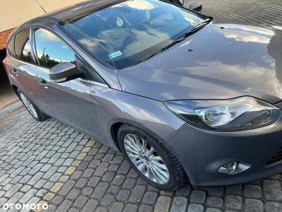 Ford Focus 1.6 EcoBoost Edition Start