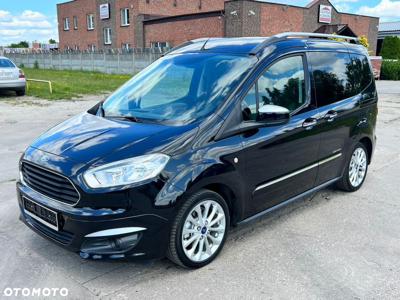 Ford Tourneo Courier 1.0 EcoBoost S&S Titanium