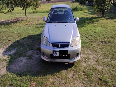 *Honda Civic 1,4*