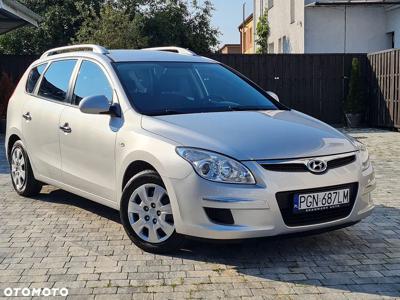 Hyundai I30 i30cw 1.6 blue Style