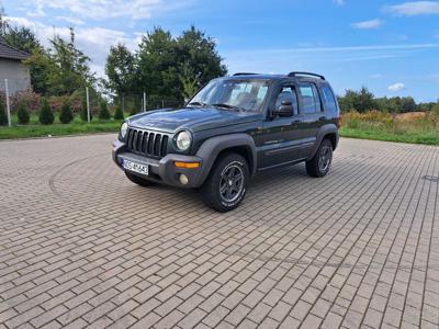 Jeep Cherokee KJ Liberty 2800 Diesel