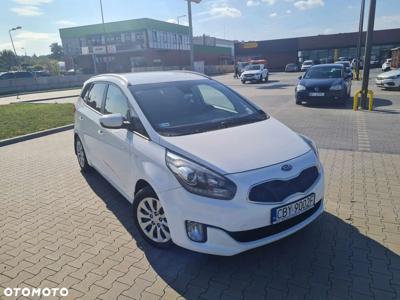 Kia Carens 1.7 CRDi M