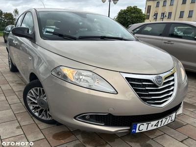 Lancia Ypsilon 0.9 Gold S&S