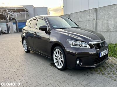 Lexus CT 200h