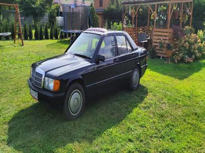 Mercedes Benz E190 1.8 b/gaz