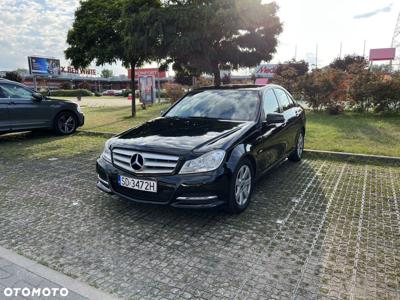 Mercedes-Benz Klasa C 180 BlueEFFICIENCY 7G-TRONIC Avantgarde