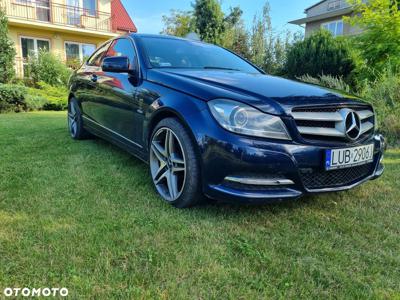 Mercedes-Benz Klasa C 180 Coupe BlueEFFICIENCY 7G-TRONIC