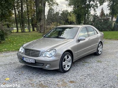 Mercedes-Benz Klasa C 320 T CDI DPF 7G-TRONIC Elegance