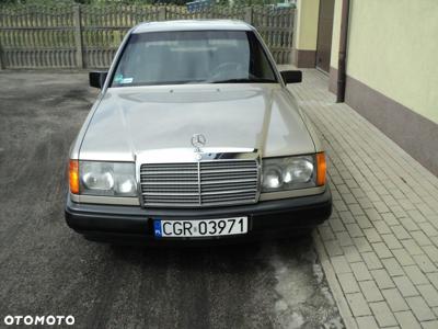 Mercedes-Benz W124 (1984-1993)