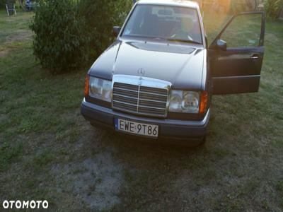 Mercedes-Benz W124 (1984-1993)