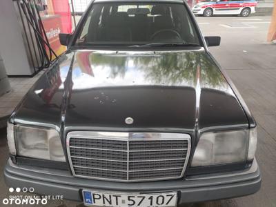 Mercedes-Benz W124 (1984-1993)