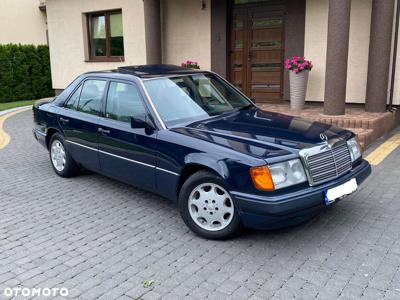 Mercedes-Benz W124 (1984-1993)