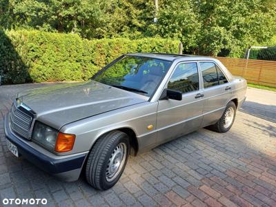 Mercedes-Benz W201 (190)