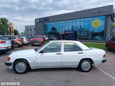 Mercedes-Benz W201 (190)