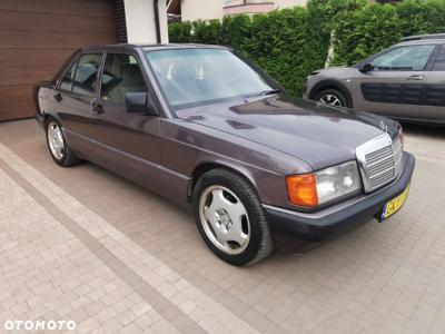 Mercedes-Benz W201 (190)