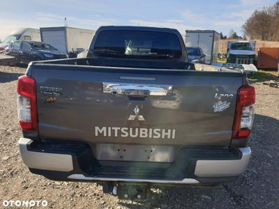 Mitsubishi L200 Pick Up 4x4 S&S Club Cab Basis