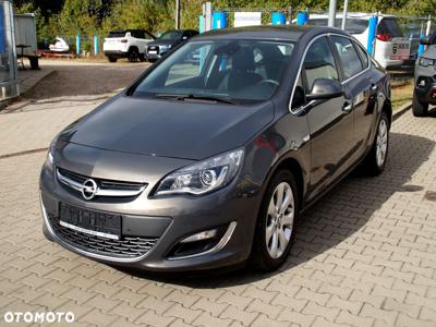 Opel Astra 1.6 automatik Design Edition