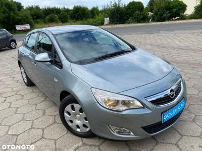 Opel Astra 1.6 Color Edition