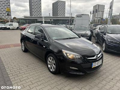 Opel Astra IV 1.4 T Business S&S EU6