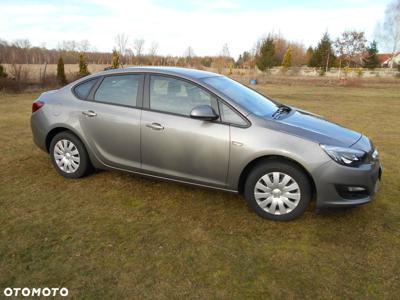 Opel Astra IV 1.4 T EU6