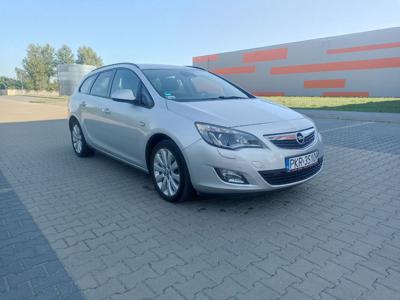 Opel Astra j IV kombi 1.7cdti