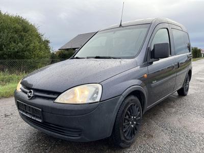 Opel Combo 1.6 8V TOUR