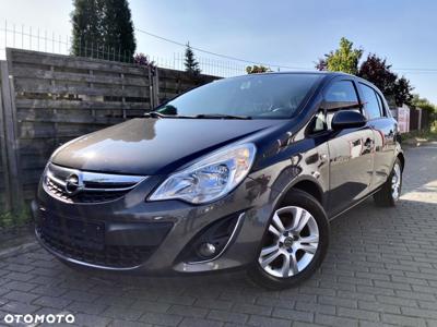 Opel Corsa 1.2 16V Cosmo