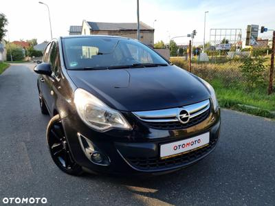 Opel Corsa 1.2 16V Cosmo