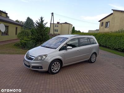 Opel Zafira 1.8 Elegance