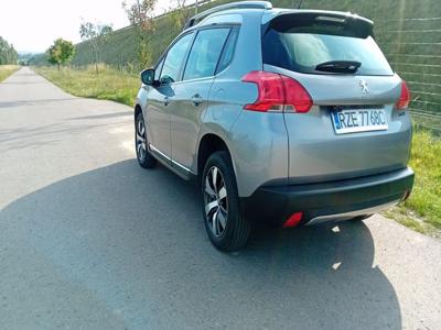 Peugeot 2008 .1.6 benzyna