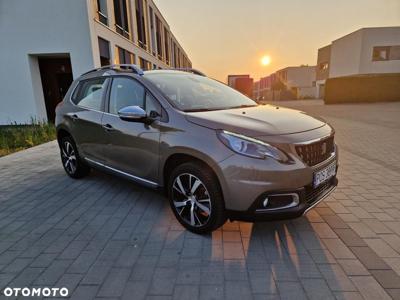 Peugeot 2008 PureTech 110 GPF EAT6 Black Edition