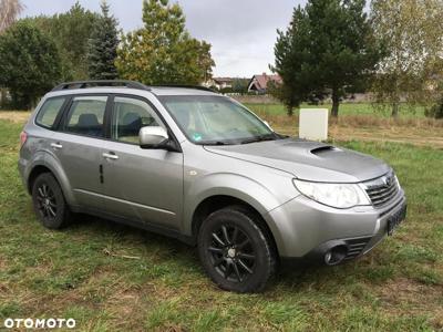 Subaru Forester 2.0D Active Deep Green Pearl