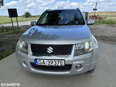 Suzuki Grand Vitara 2.0 De luxe