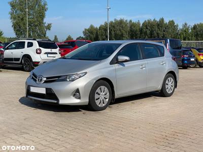 Toyota Auris 1.33 VVT-i Active