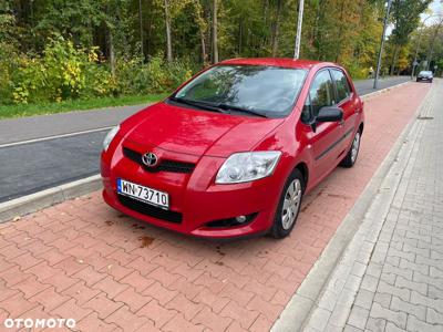 Toyota Auris 1.6 VVT-i Terra