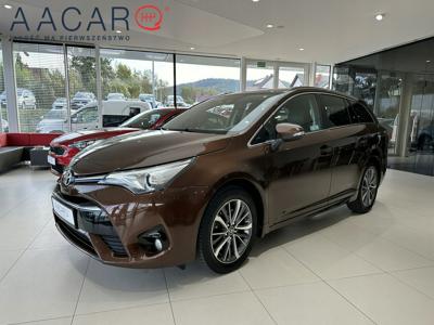 Toyota Avensis III Wagon Facelifting 2015 2.0 D-4D 143KM 2016