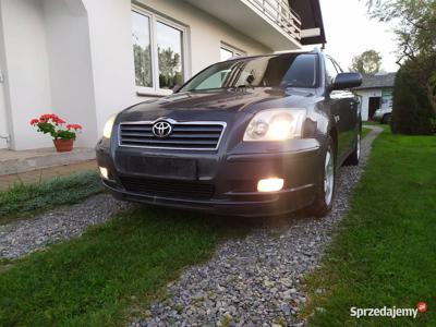 Toyota Avensis kombi 2.0benzyna 2005 rok zarejestrowana w Po