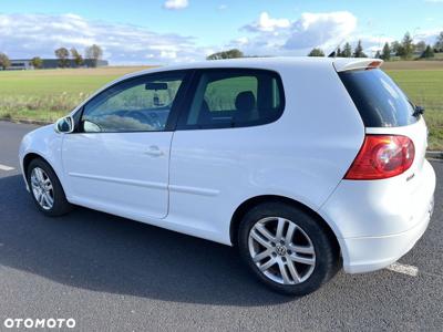 Volkswagen Golf V 1.9 TDI Sportline