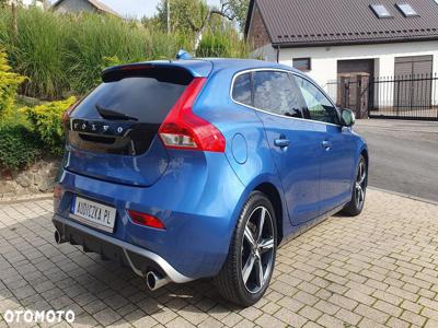 Volvo V40 D2 Drive-E R-Design Momentum