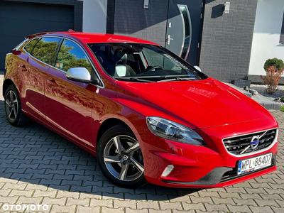 Volvo V40 D2 Drive-E R-Design Momentum