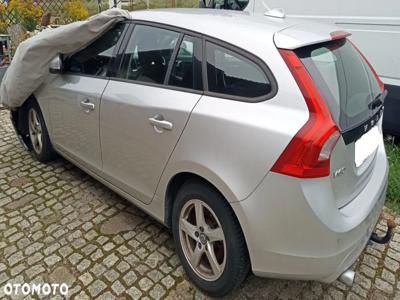 Volvo V60 D2